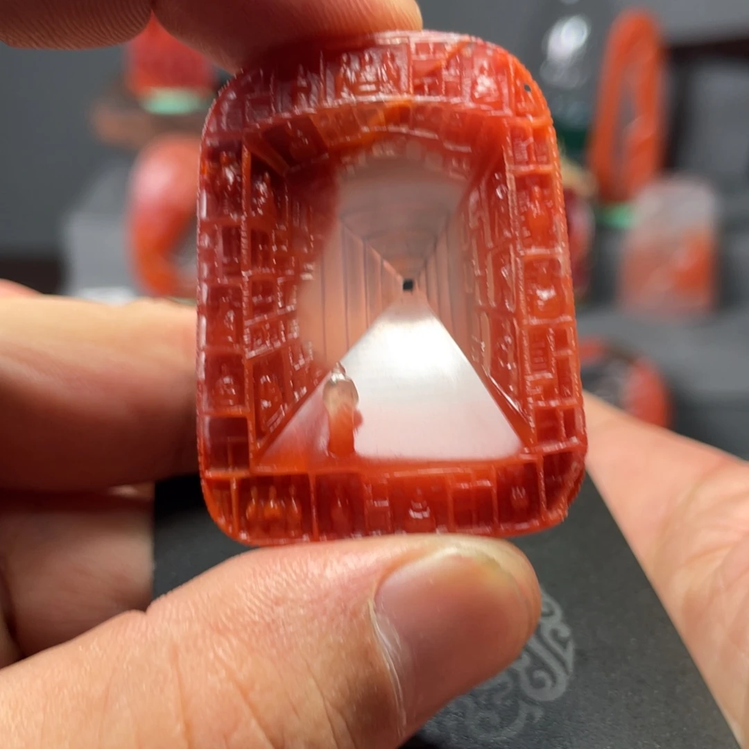 南红玛瑙未镶嵌挂件