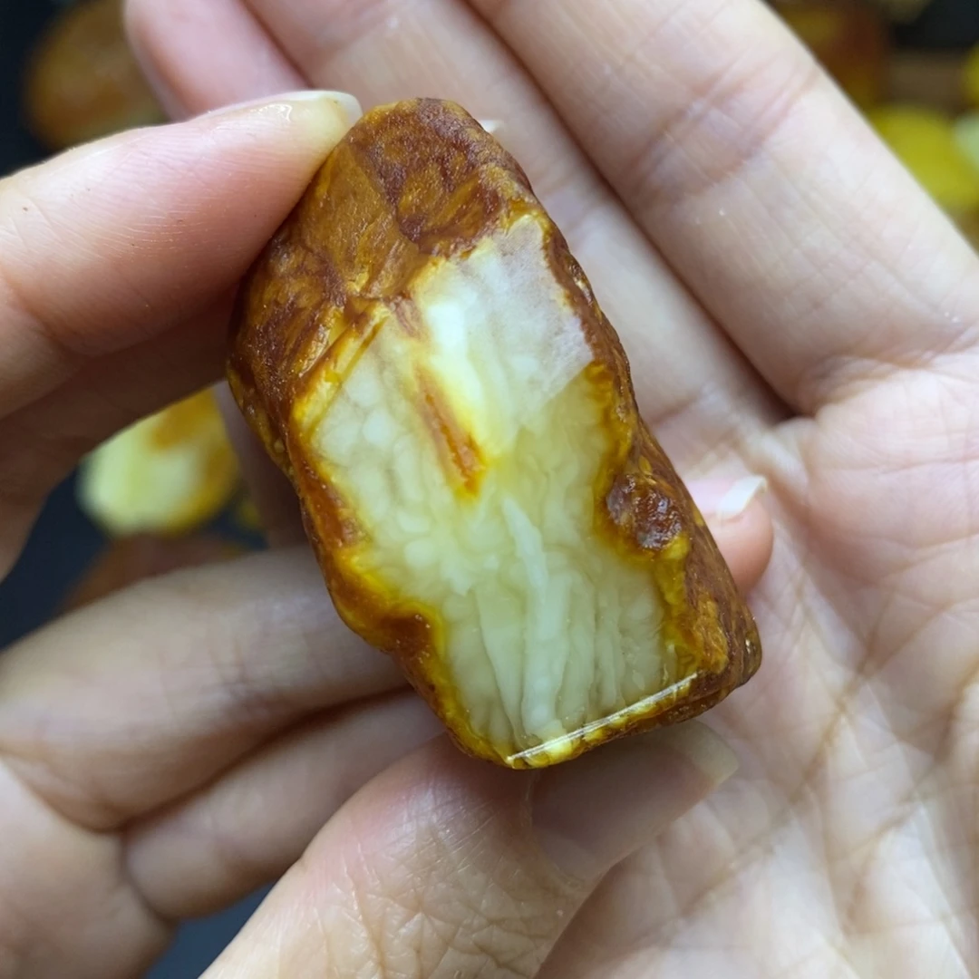 定制琥珀未镶嵌天****！胖