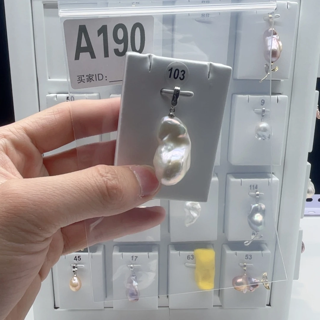 合金淡水珍珠颈饰