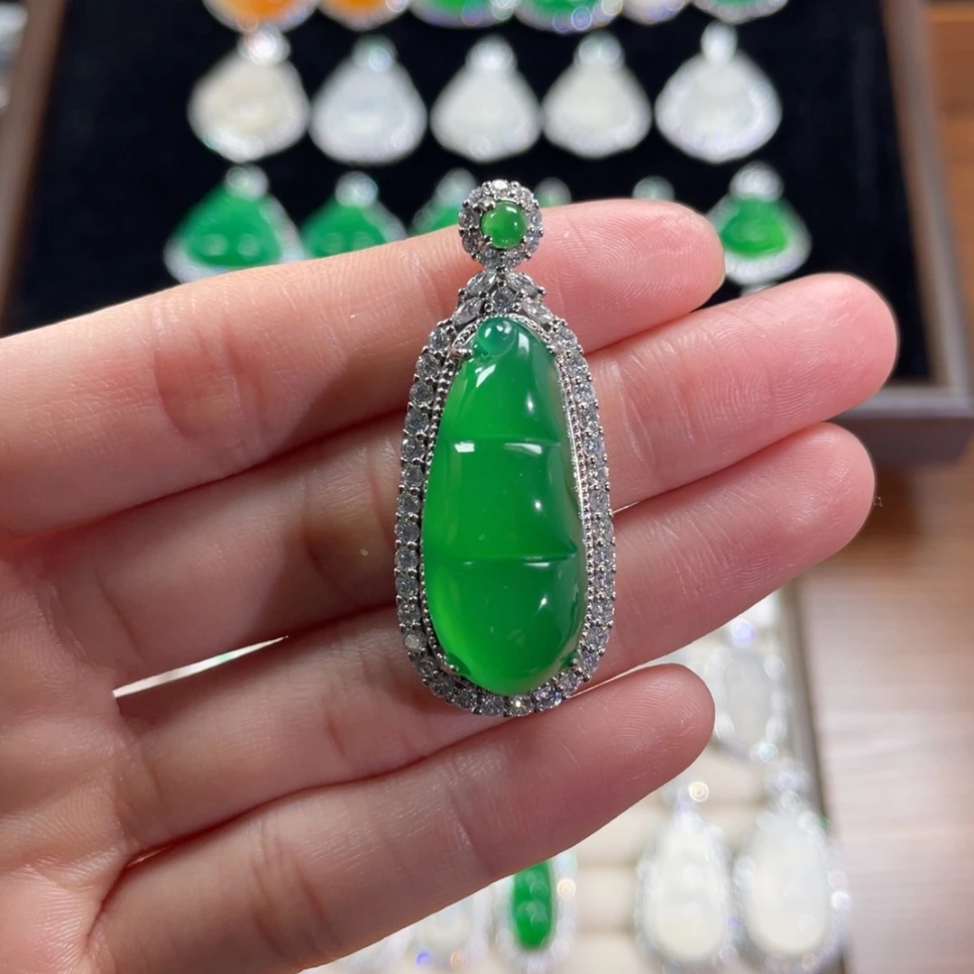 雨***柔玛瑙/玉髓合金颈饰