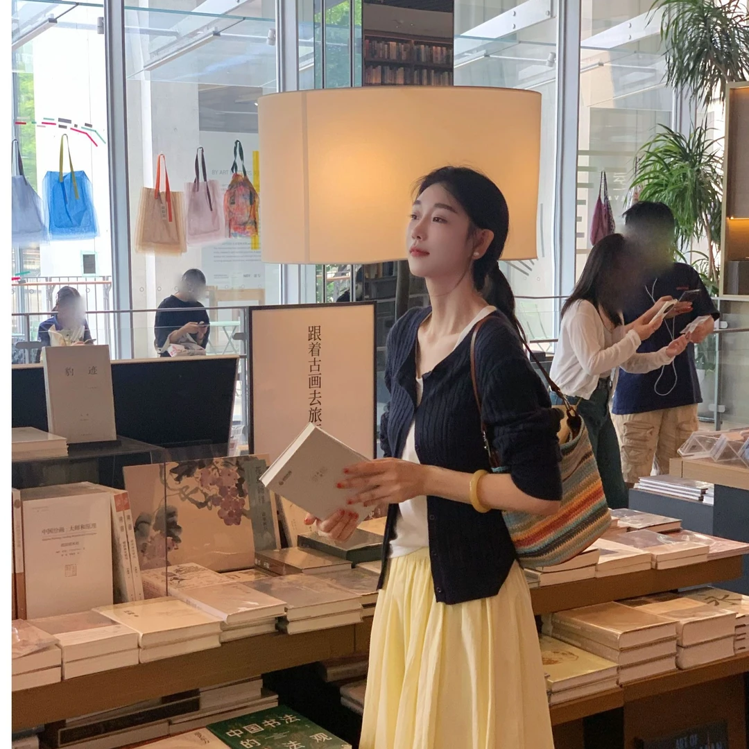 OUDOCKEE 鸥鸥 【绵羊毛】三色开衫 圆领麻花长袖针织衫 5132