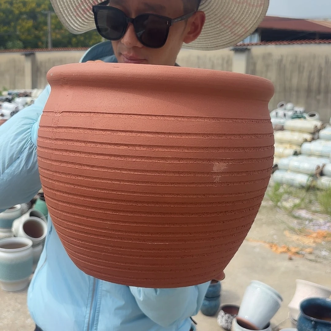 红陶口径29*25一个