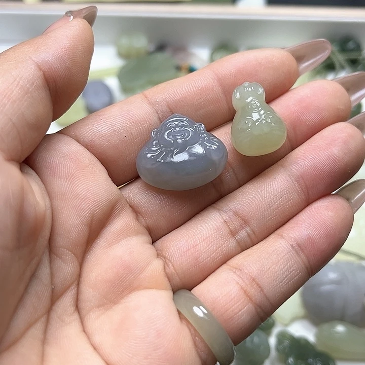 【闪购商品】和田玉未镶嵌颈饰鲁****鞋