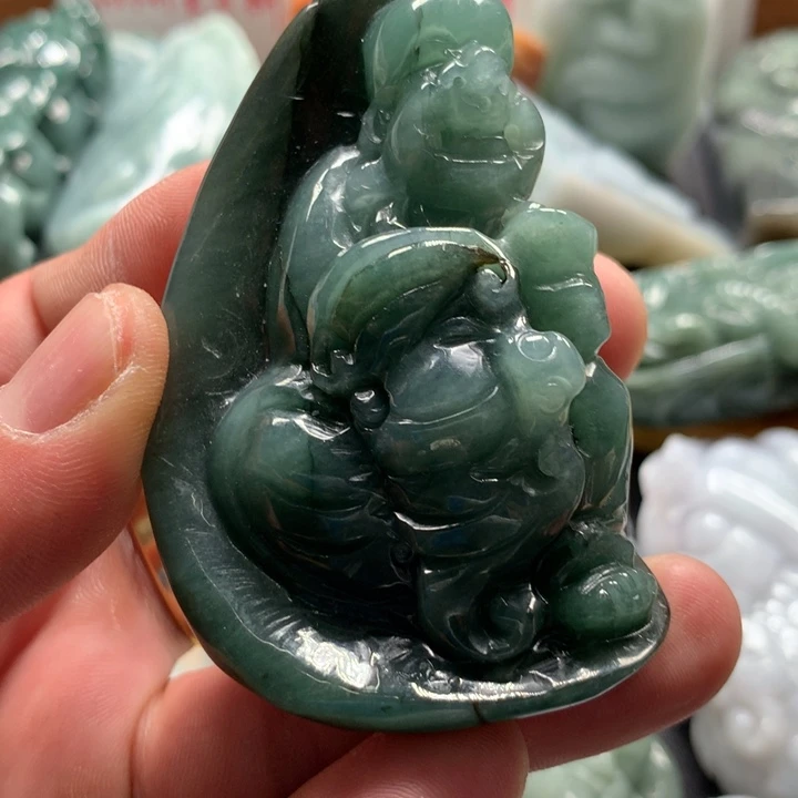 翡翠未镶嵌颈饰保真天然a货翡翠