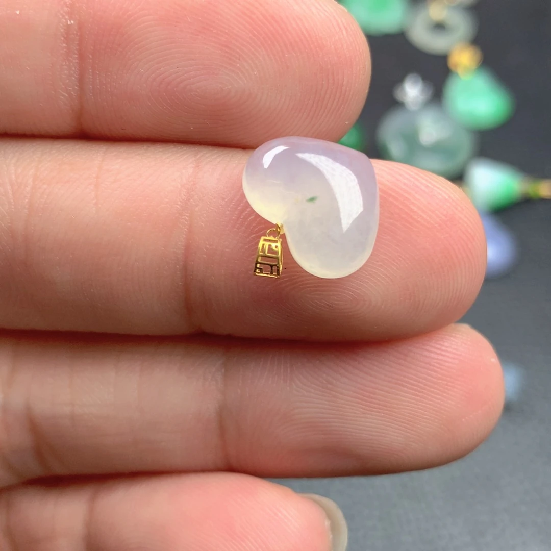 【闪购商品】颈饰18K金镶嵌翡翠翡翠