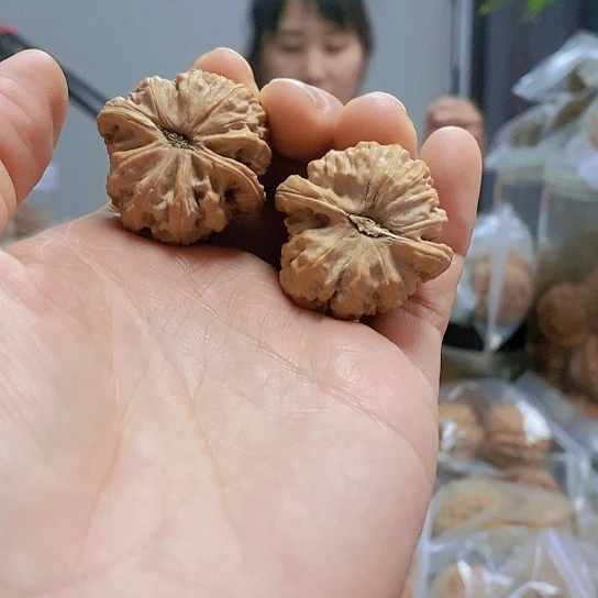 【闪购商品】把件文玩核桃32闷白迷你