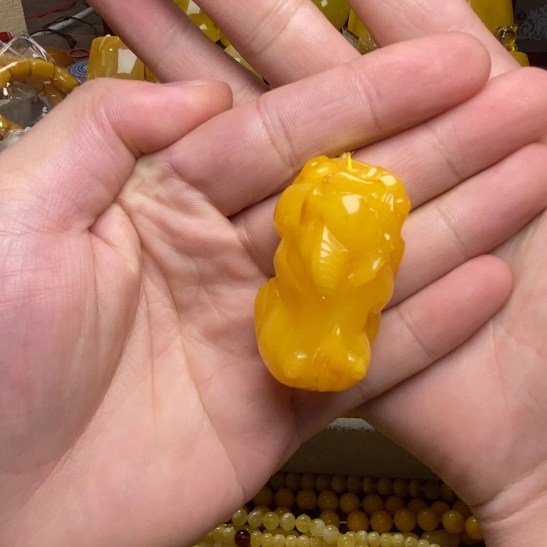 琥珀未镶嵌裸石蜜蜡