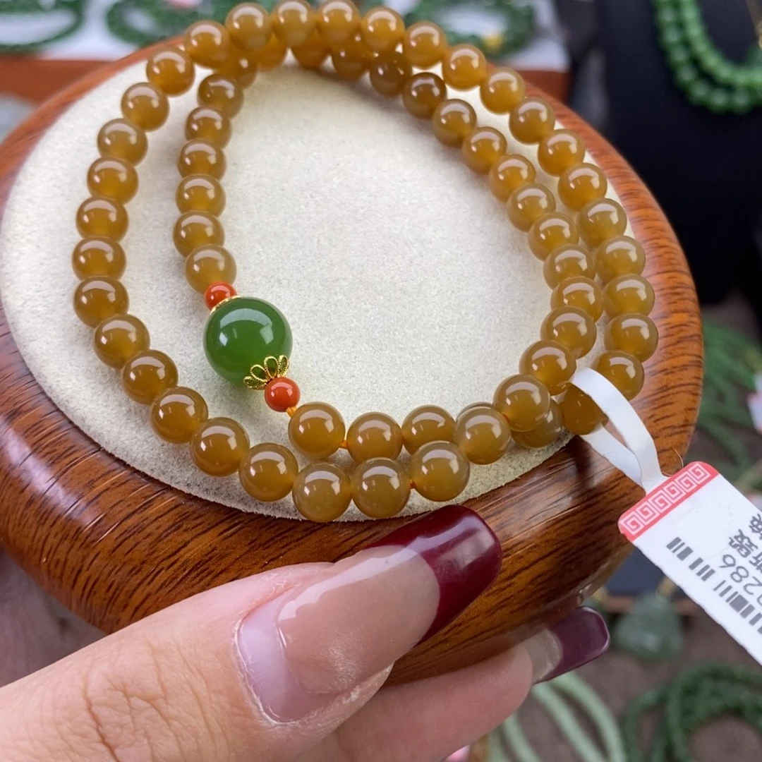 和田玉手链未镶嵌超****士且末糖卡6