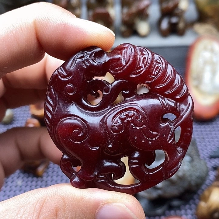 未镶嵌蛇纹石玉颈饰