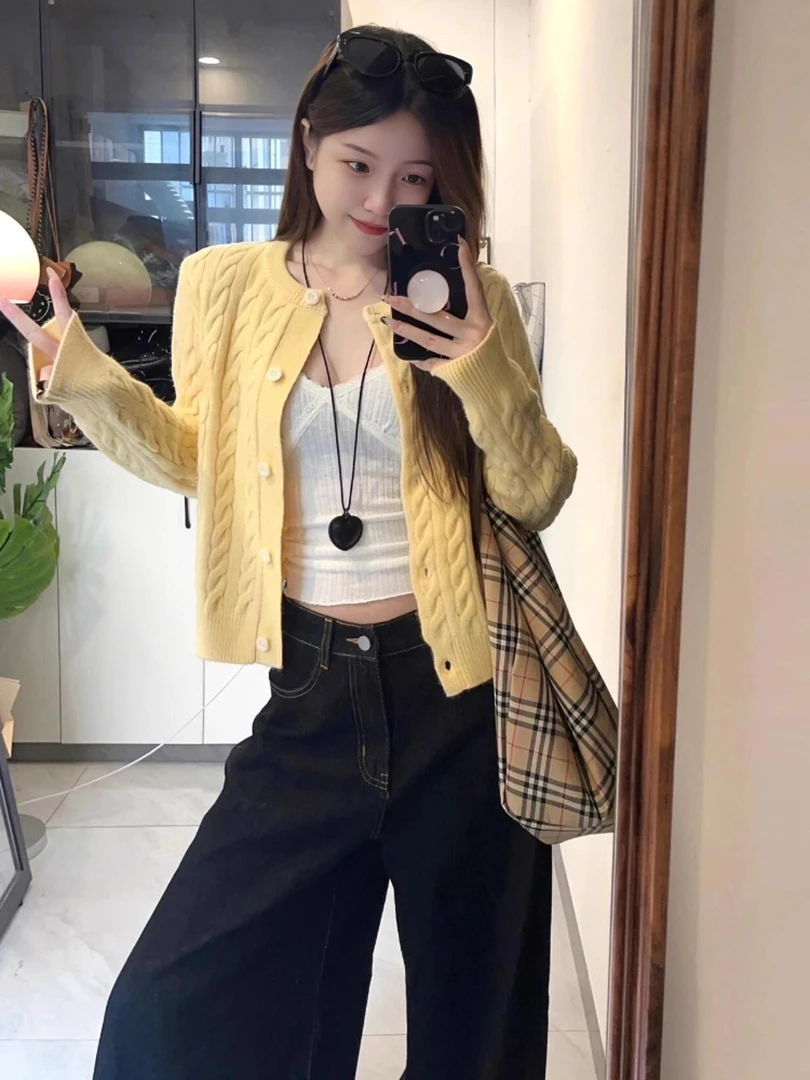 大码女装黄色针织毛衣25秋气质简单大方高级感洋气欧货潮时髦上衣