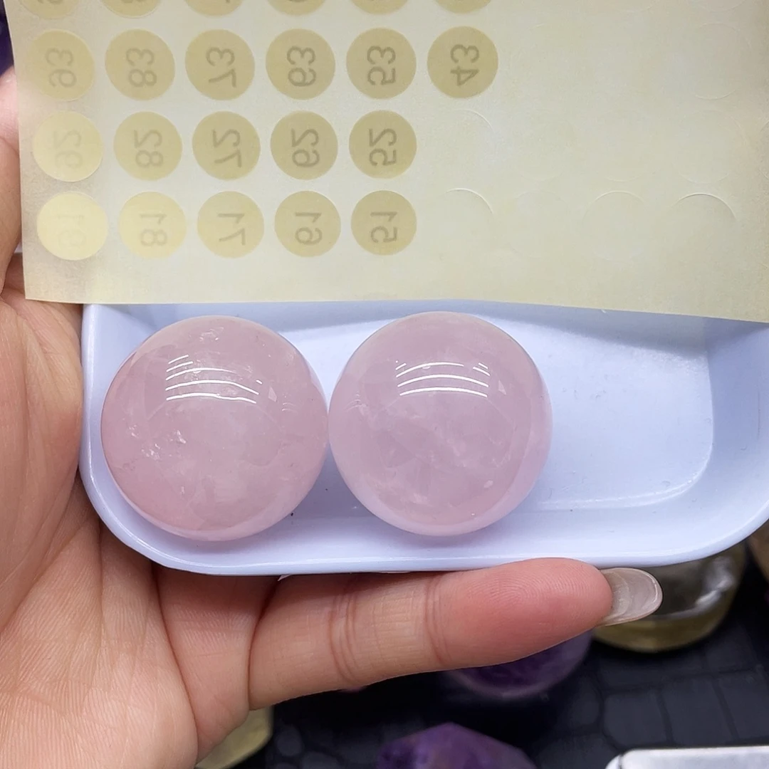 珠宝半成品水晶未镶嵌43粉晶一对