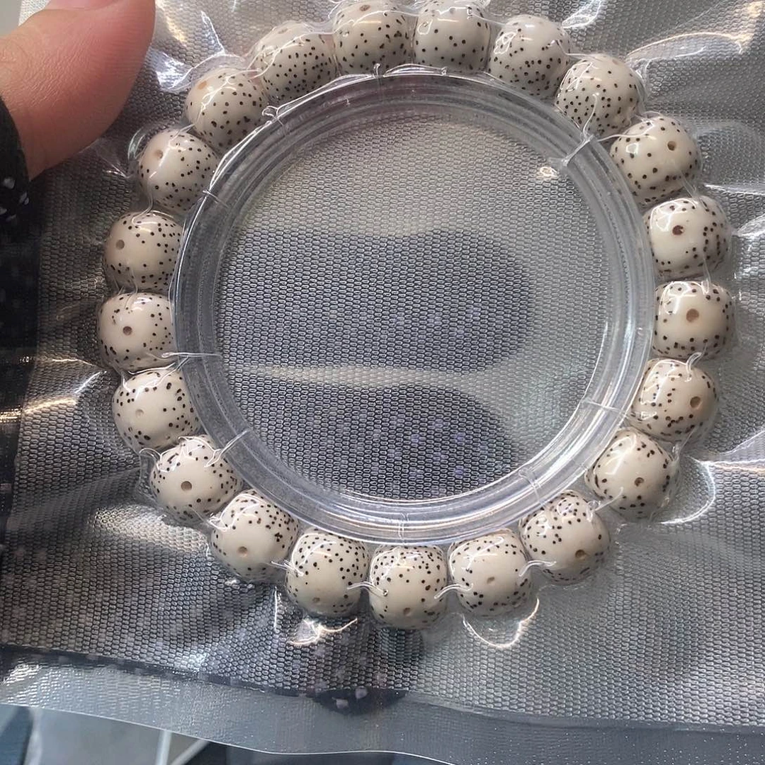 吊坠星月菩提原白大眼11*10单