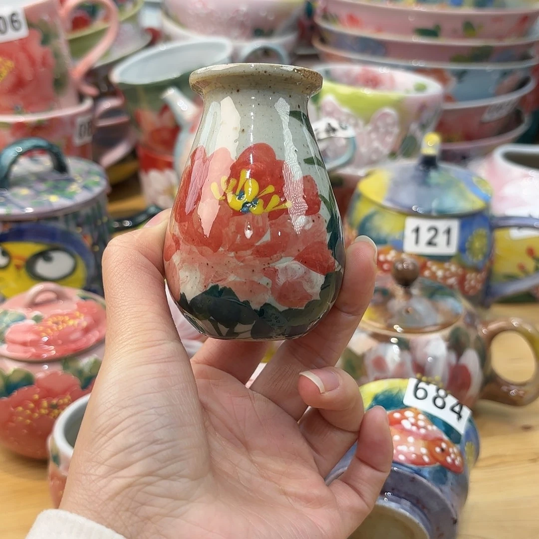 瓷片兔兔盖茨。兔兔好
