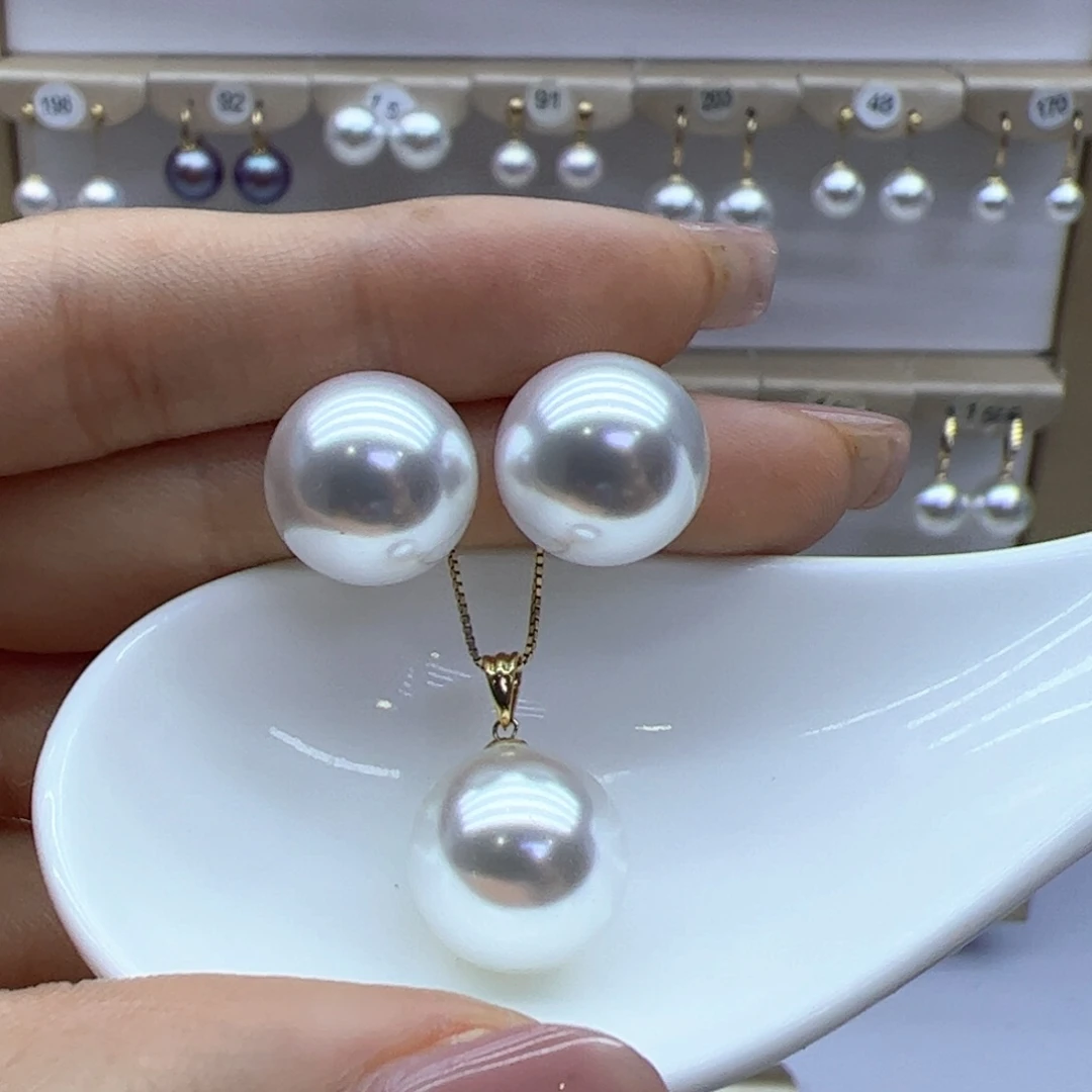 淡水珍珠吊坠(赠链)18K金镶嵌