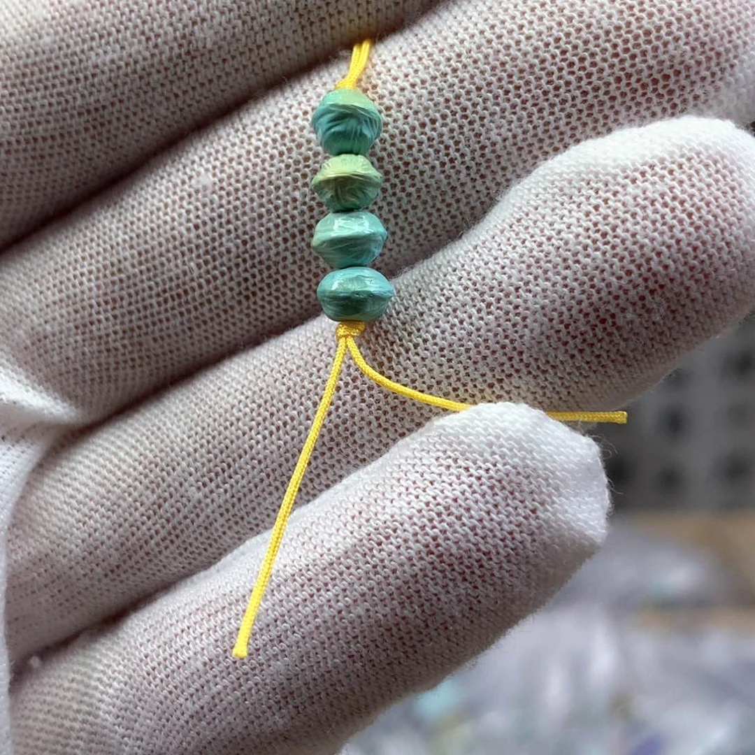 绿松石未镶嵌挂件