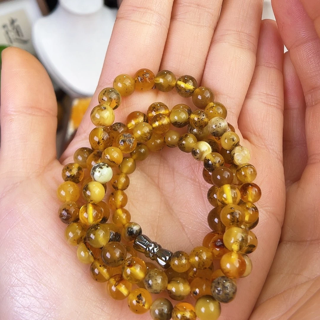 琥珀珠宝奇石未镶嵌，