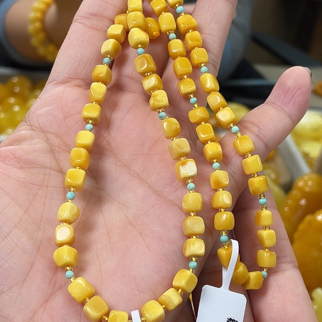 琥珀未镶嵌珠宝奇石多样性发其一h