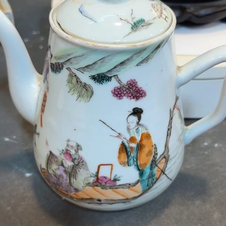 摆件请****哥瓷器摆件粉彩