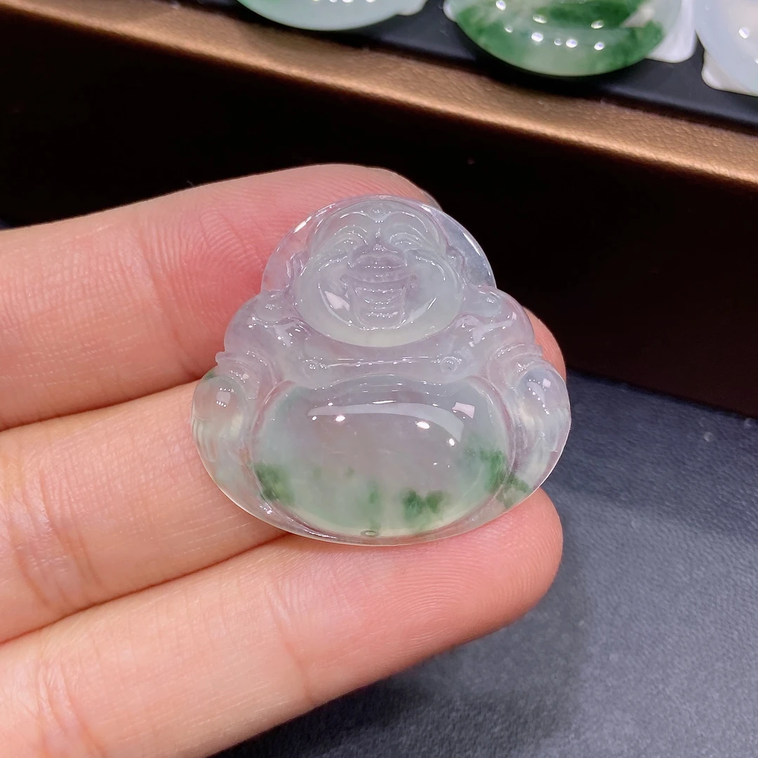 缅甸天然A货翡翠，冰种飘绿花佛公吊坠，精美冰透百搭L