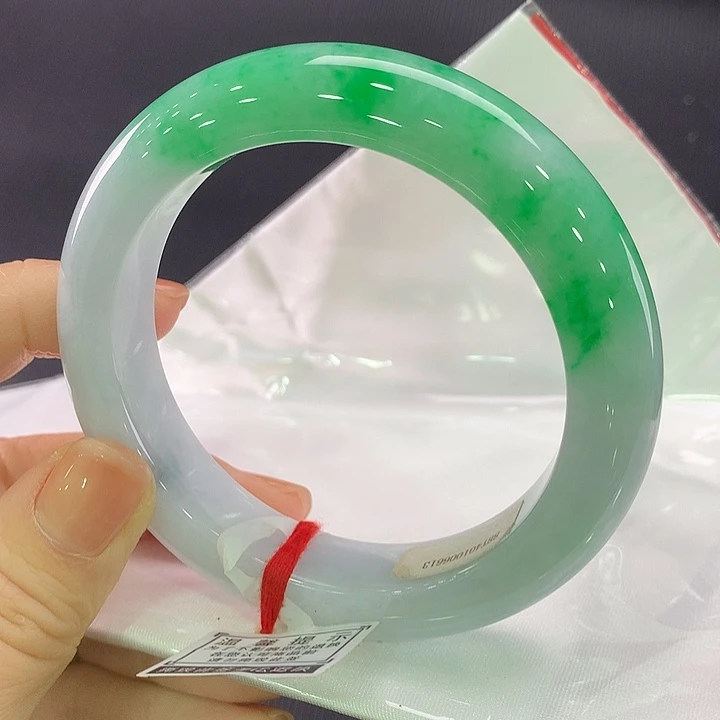 翡翠未镶嵌手镯正圈58-59