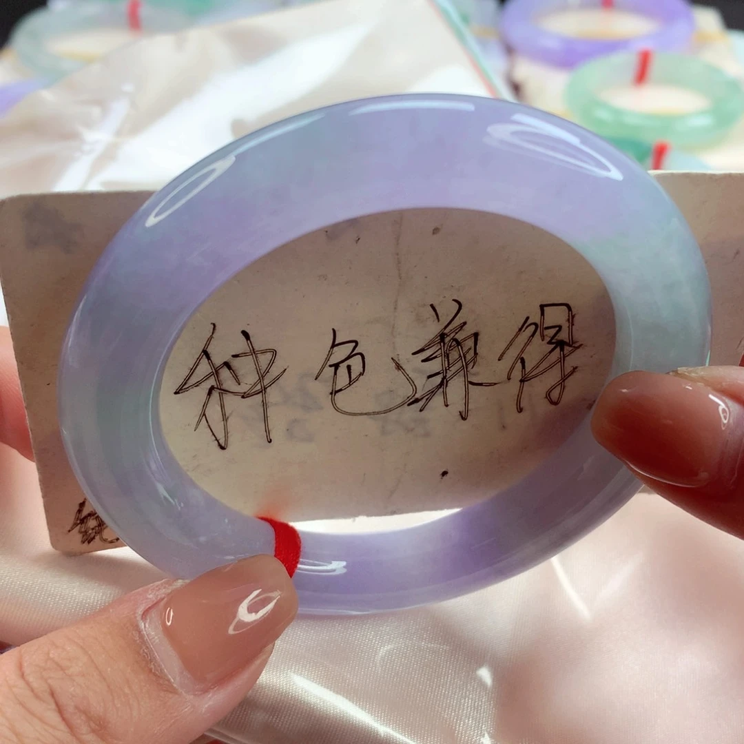 翡翠手镯（圆镯）未镶嵌师妹果冻胶春彩