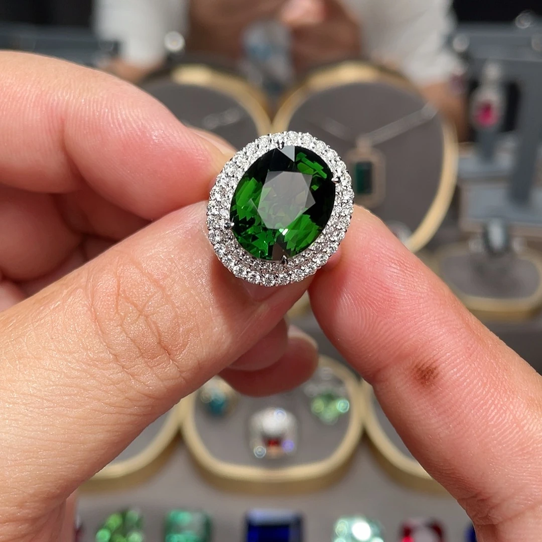18K金镶嵌戒指碧玺8.36ct