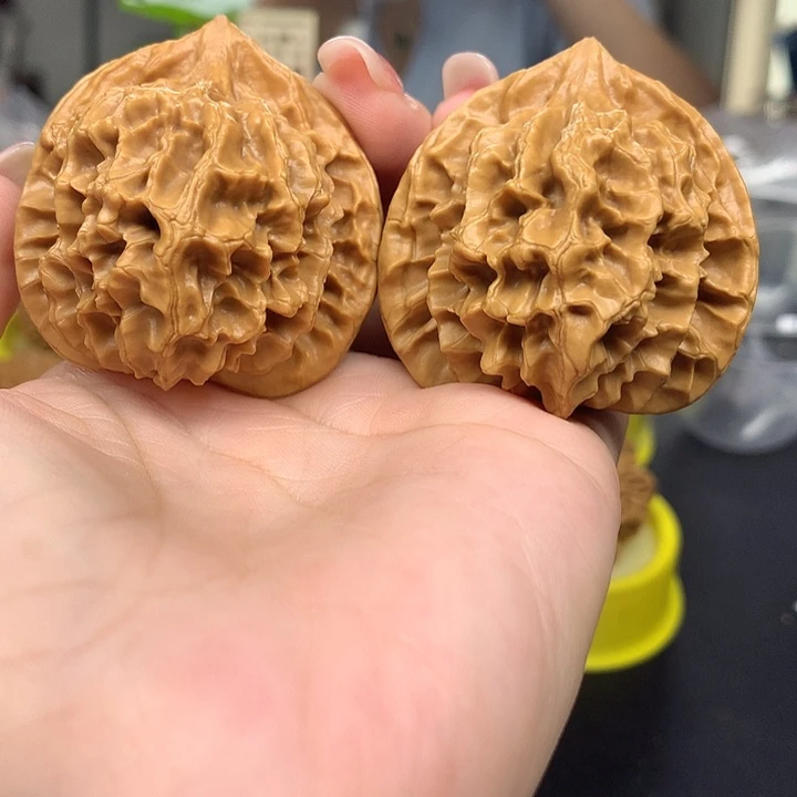 文玩核桃吊坠45龙鳞