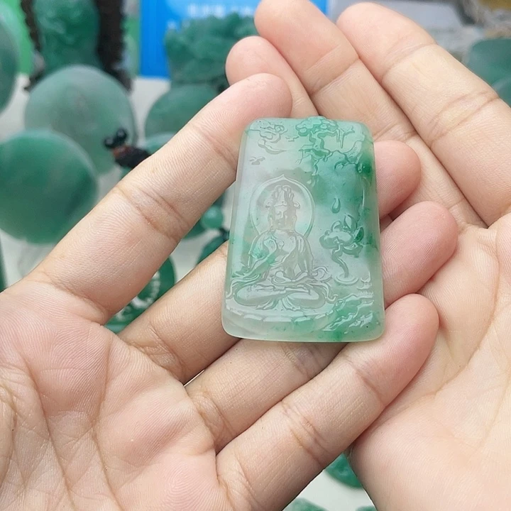 未镶嵌定制石英质玉（非洲翠）槐**二