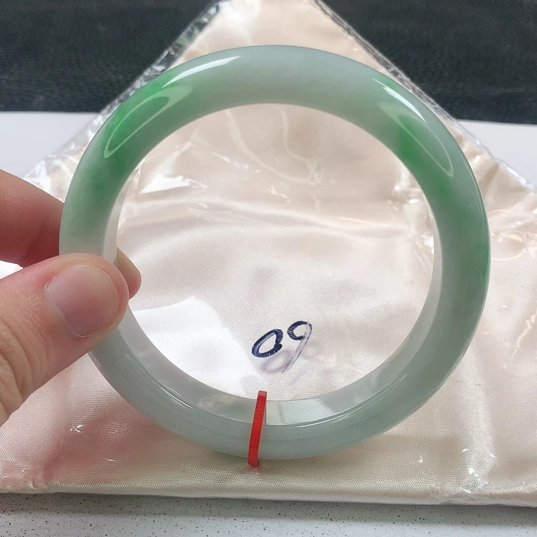 未镶嵌手镯翡翠321