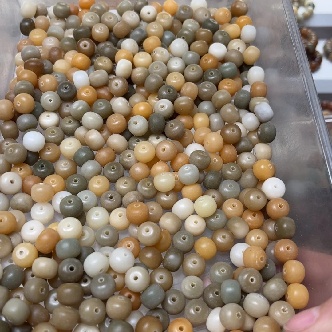 白玉菩提吊坠200颗小桶珠