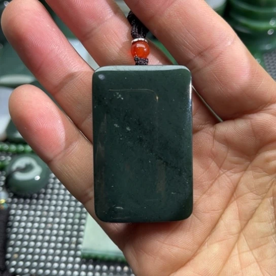 和田玉未镶嵌珠宝半成品