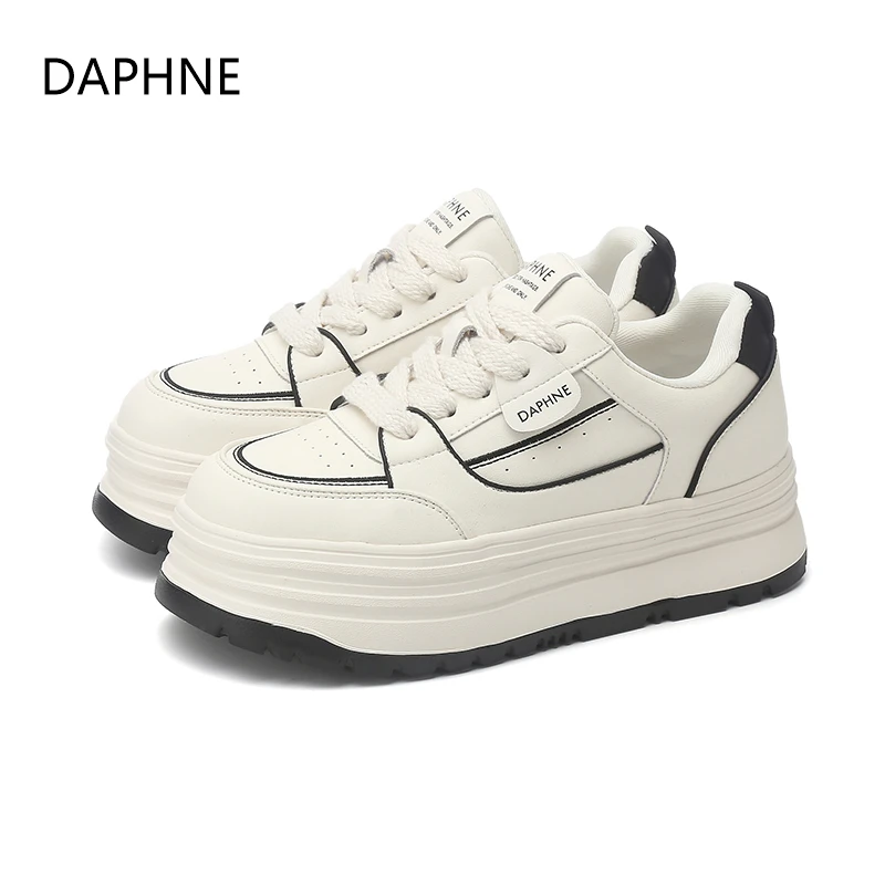 达芙妮休闲百搭小白鞋女2025秋季新款潮流松糕底防滑轻便软底板鞋