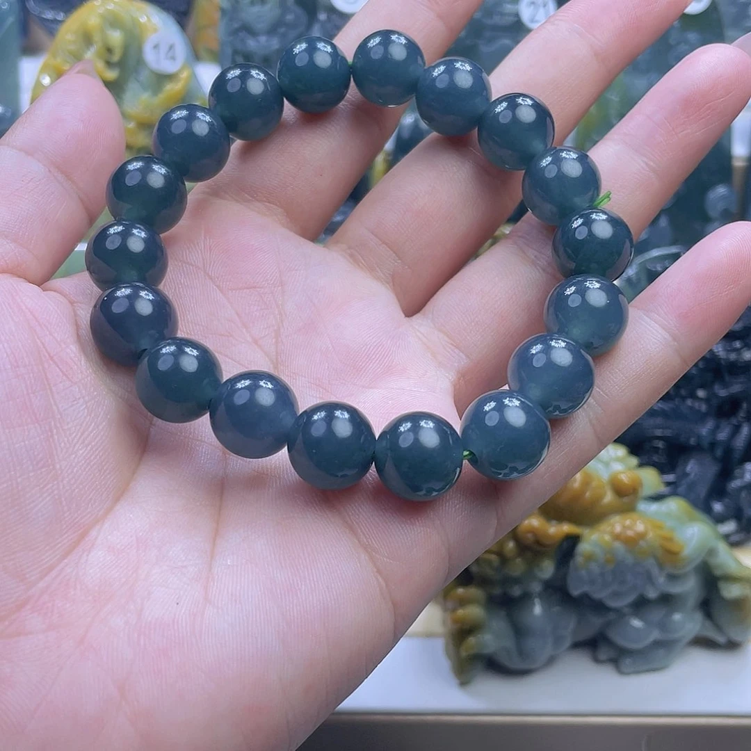 翡翠未镶嵌颈饰翡翠未镶嵌