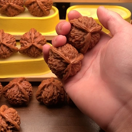 文玩核桃吊坠核桃