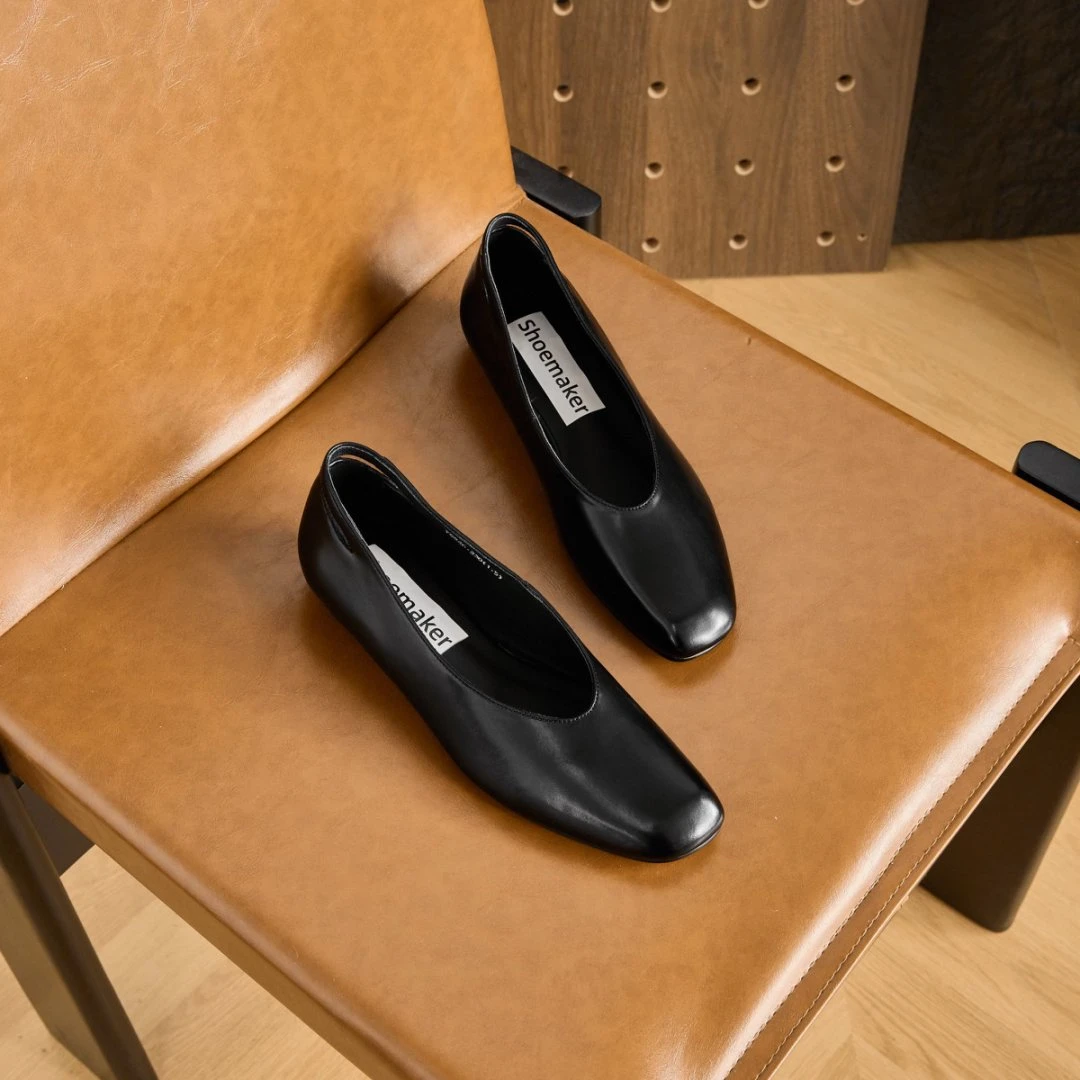 【今喜】春季新款法式复古低跟黑色百搭时尚真皮方头女鞋 G826
