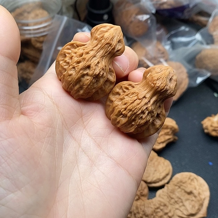 文玩核桃吊坠葫芦
