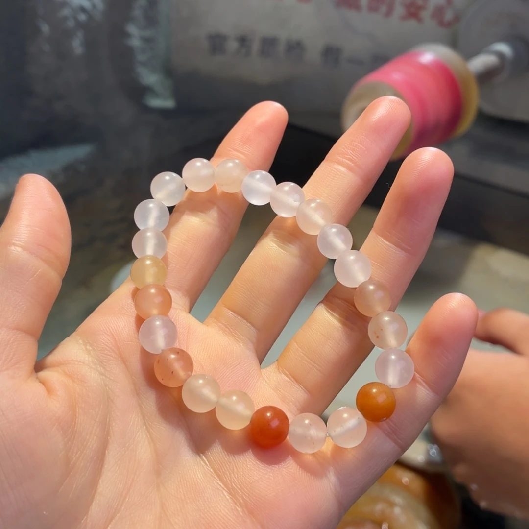 石英质玉未镶嵌手镯卡8