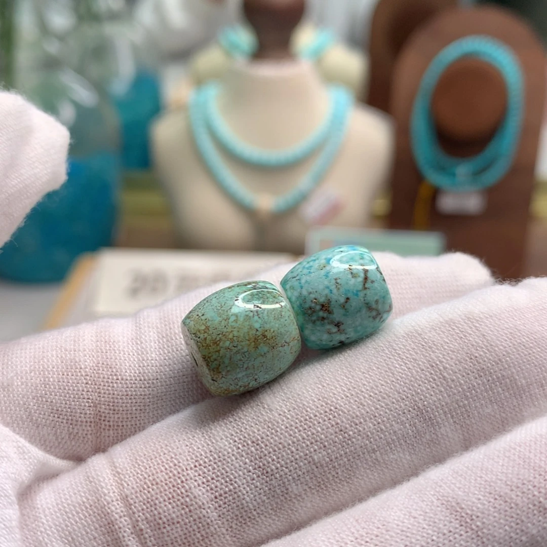 绿松石未镶嵌饰品