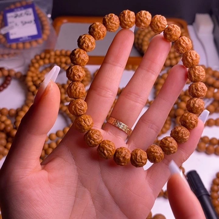 猴头核桃手串游龙