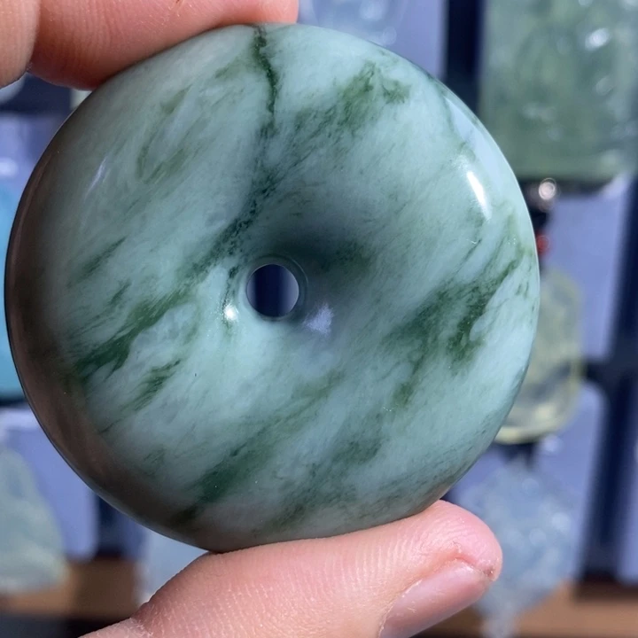 未镶嵌岫玉吊坠吊坠