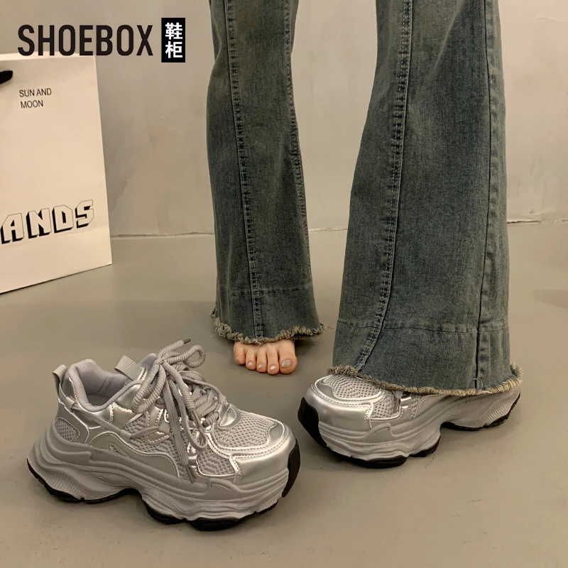 达芙妮集团旗下松糕厚底老爹鞋女2025秋季新款银色百搭休闲运动鞋