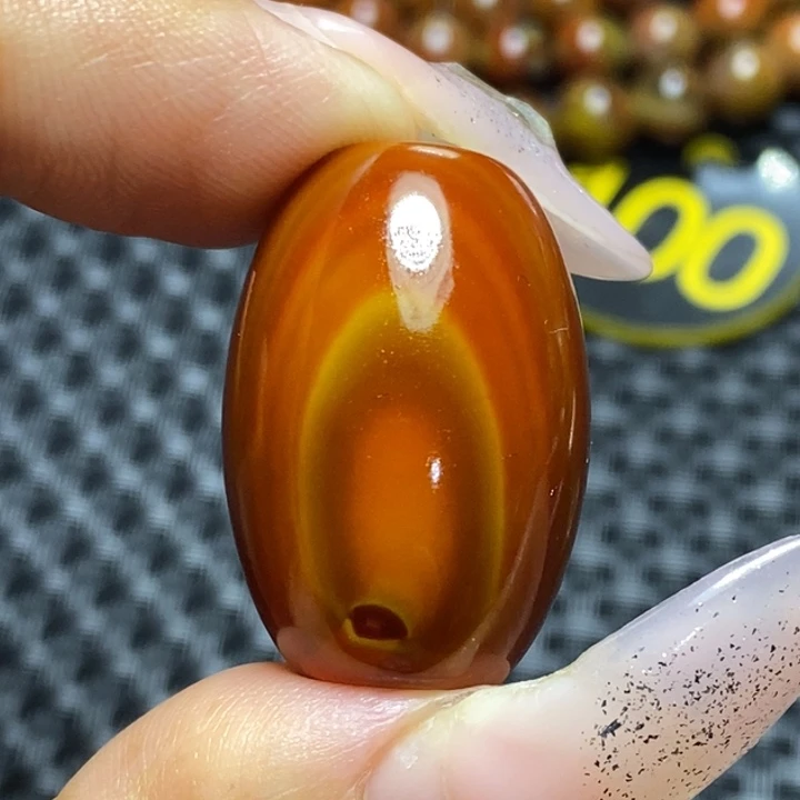 邹***霄玛瑙/玉髓颈饰合金
