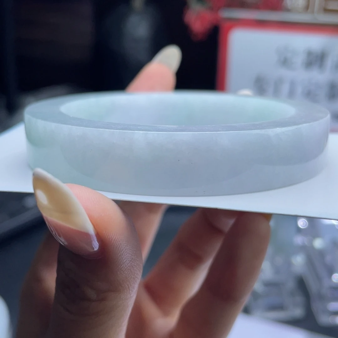 七***间定制翡翠未镶嵌正圈