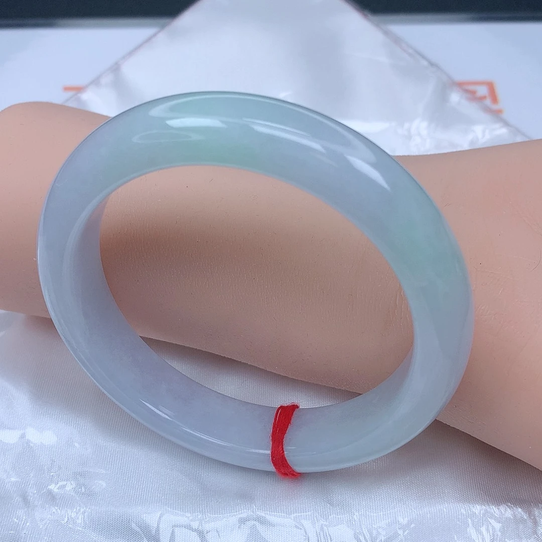 【闪购商品】未镶嵌手镯翡翠，57