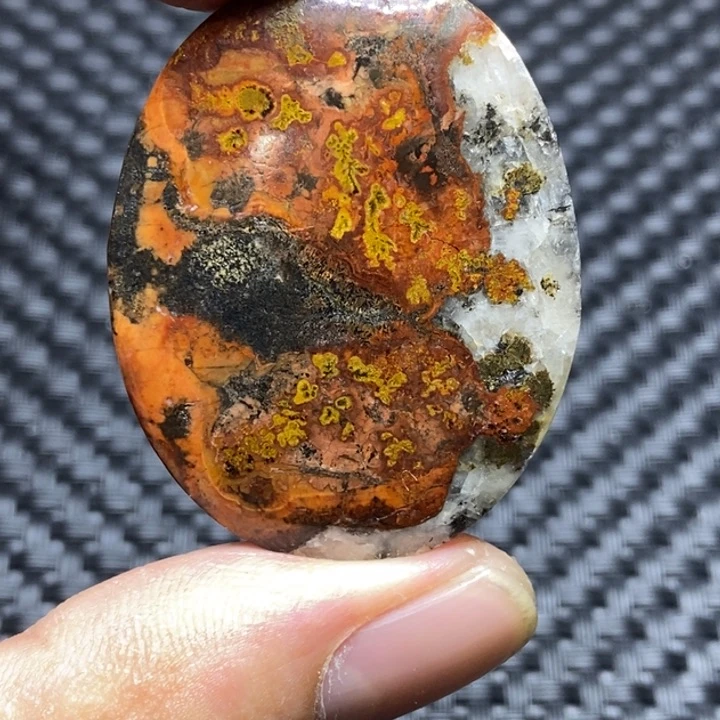 玛瑙/玉髓颈饰未镶嵌太**国