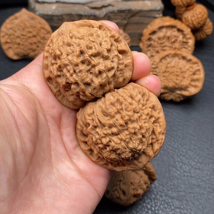 桃核把件全品45.5官帽