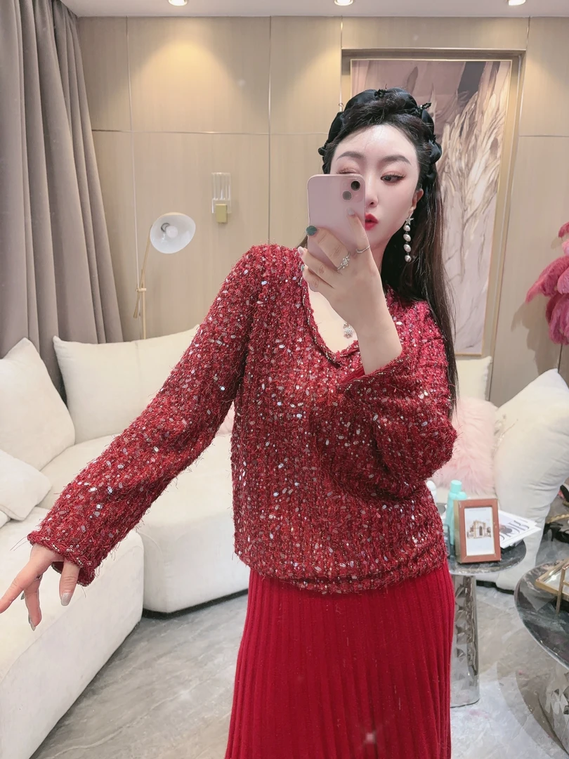 DC【莫离明润】长袖网红显瘦亮片图案时尚百搭毛衣V领上衣