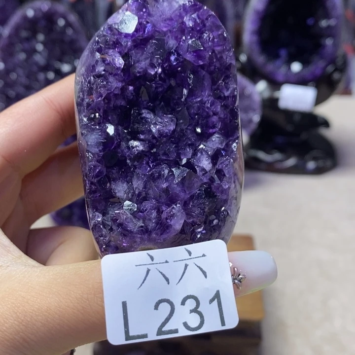 水晶未镶嵌大型摆件（非配饰）摆件