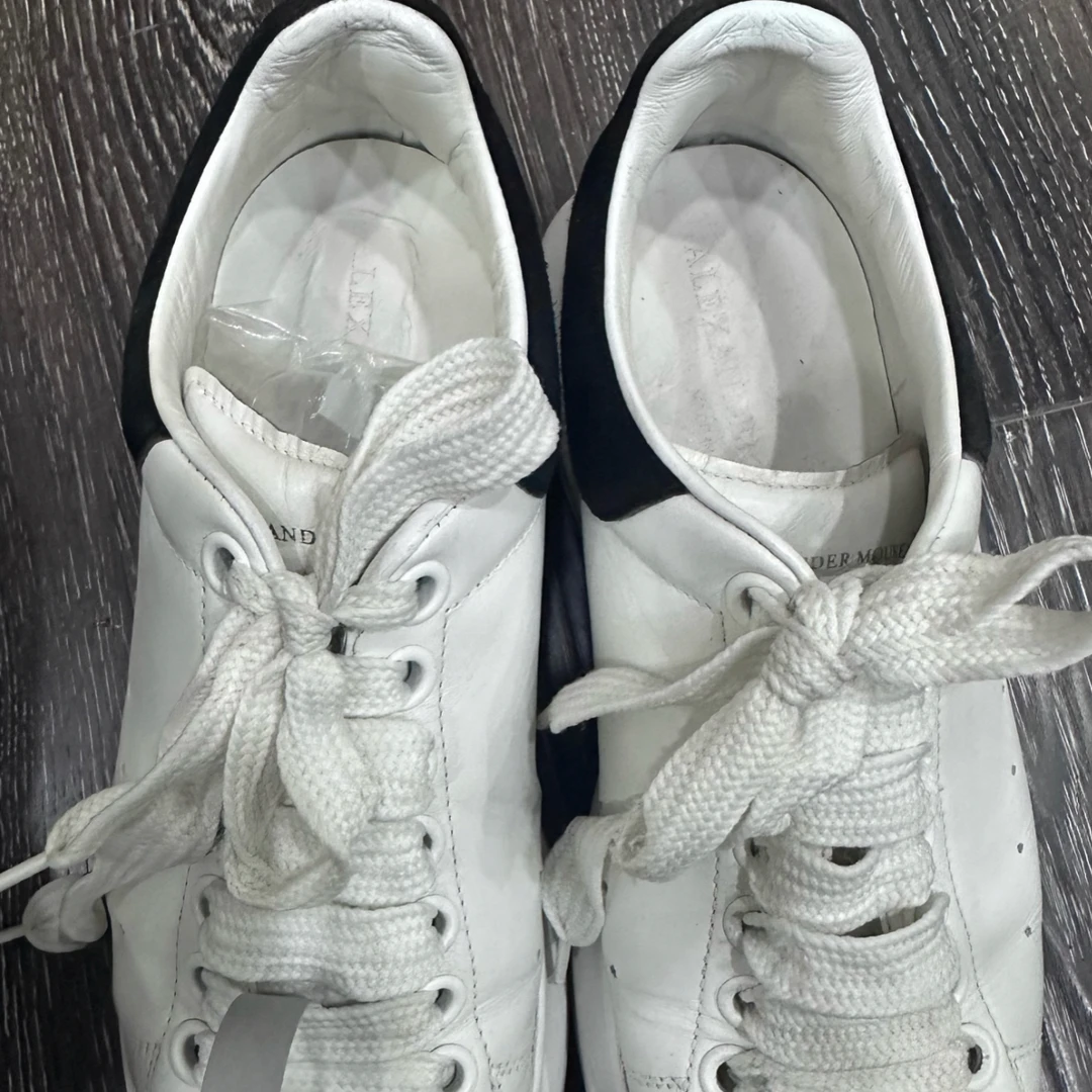 95新 Alexander McQueen/亚历山大·麦昆 白色板鞋 37码ysc4489