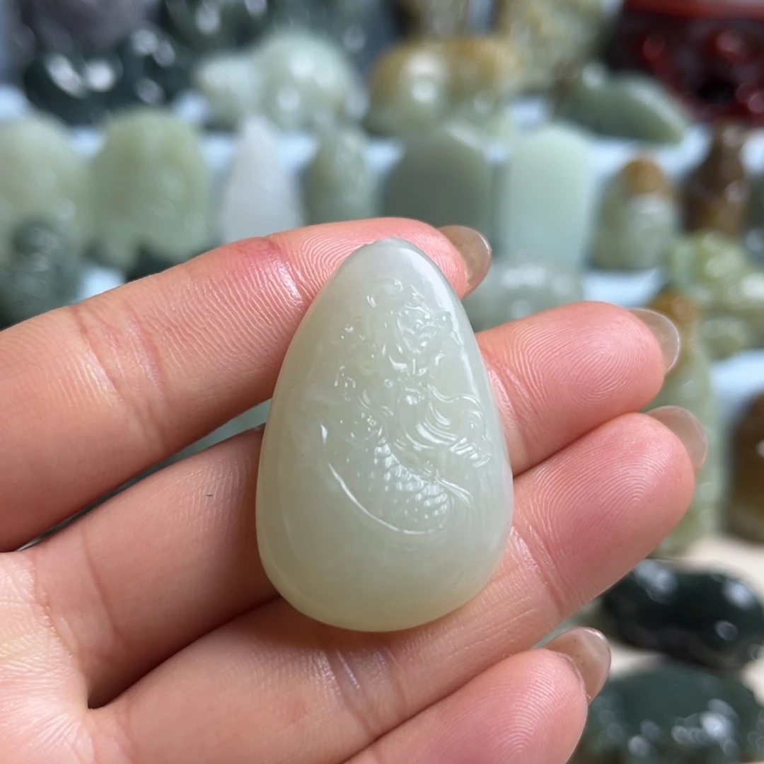 和田玉未镶嵌挂件